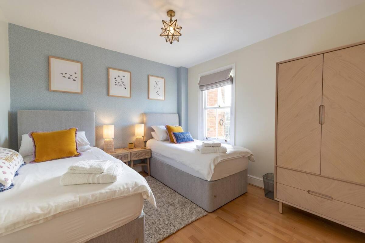 High View, Southwold High Street Apartment Exterior photo
